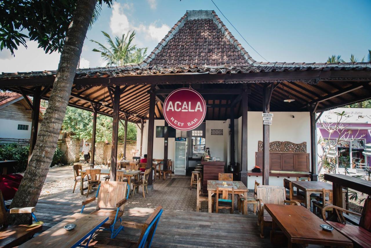 Acala Hostel & Reef Bar Toyapakeh Luaran gambar