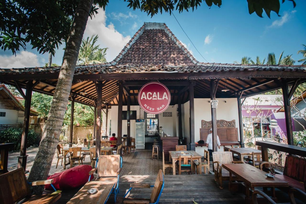 Acala Hostel & Reef Bar Toyapakeh Luaran gambar
