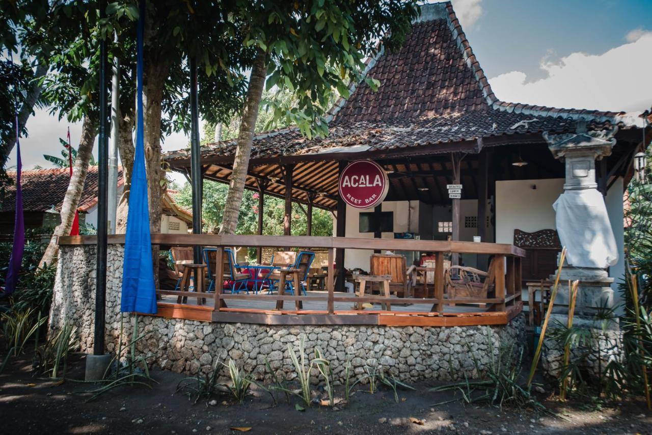 Acala Hostel & Reef Bar Toyapakeh Luaran gambar
