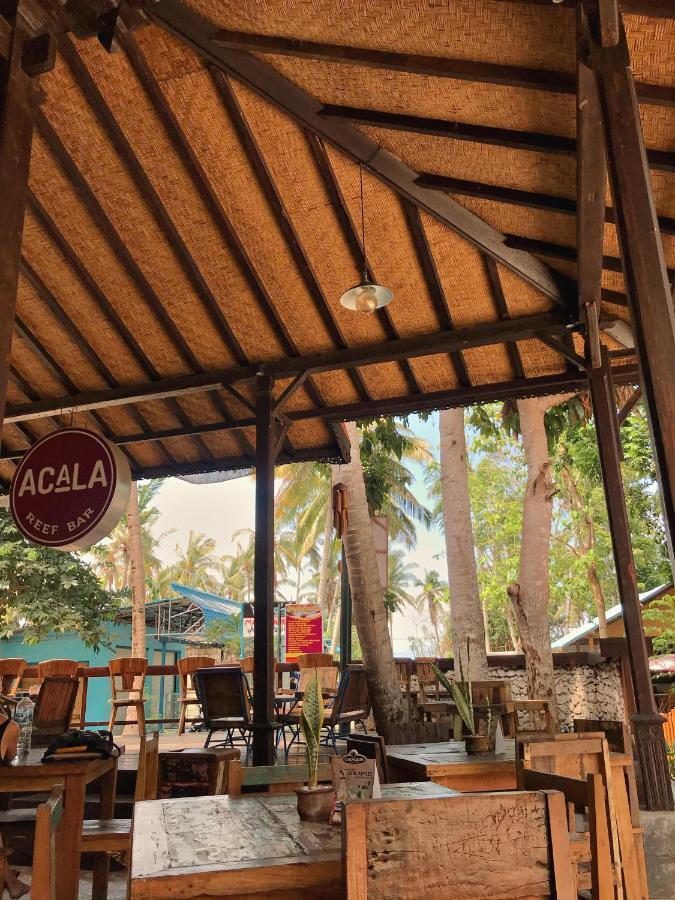 Acala Hostel & Reef Bar Toyapakeh Luaran gambar